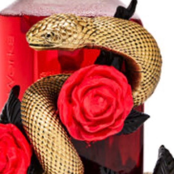 Snake & Roses Hand Soap Holder Brand New works with any size soap from BBW - Picture 3 of 4